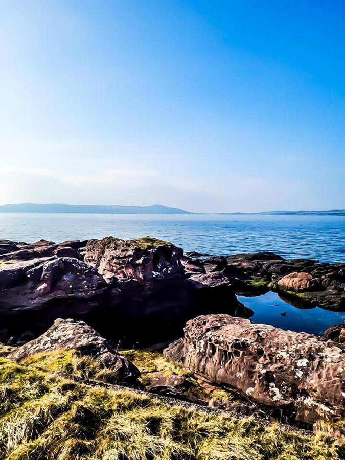 On Yer Bike & Gone Fishin Vila Millport Exterior foto